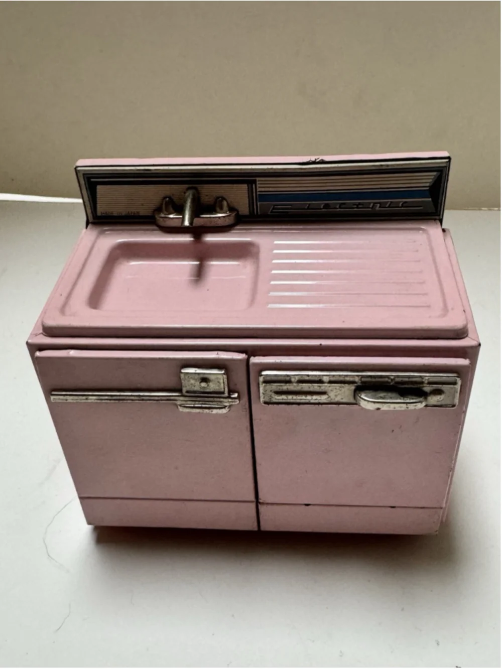 Vintage 1950s Japan Tin Litho Electric Dollhouse Pink Sink & Dishwasher Or Oven
